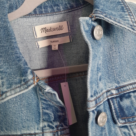 Madewell - The Jean Jacket in Medford Wash - XS - NWT - Picture 9 of 10